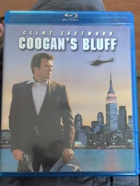Universal Blu-ray Coogan's Bluff - Blue Case with City Cover Art